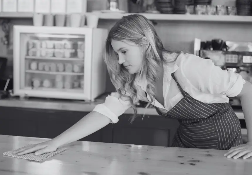 4 Restaurant- Deep & Soft Cleaning